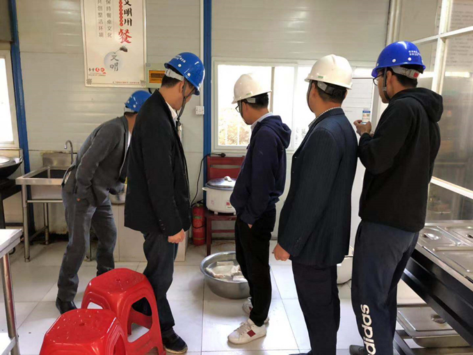 合轨4号线TJ03标项目指挥部联合监理单位对项目部生活区消防及用电开展专项检查
